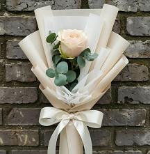 Букет цветов из:  Розы в Спасском Приморского края