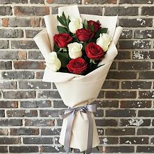 Букет цветов из:  Розы в Спасском Приморского края