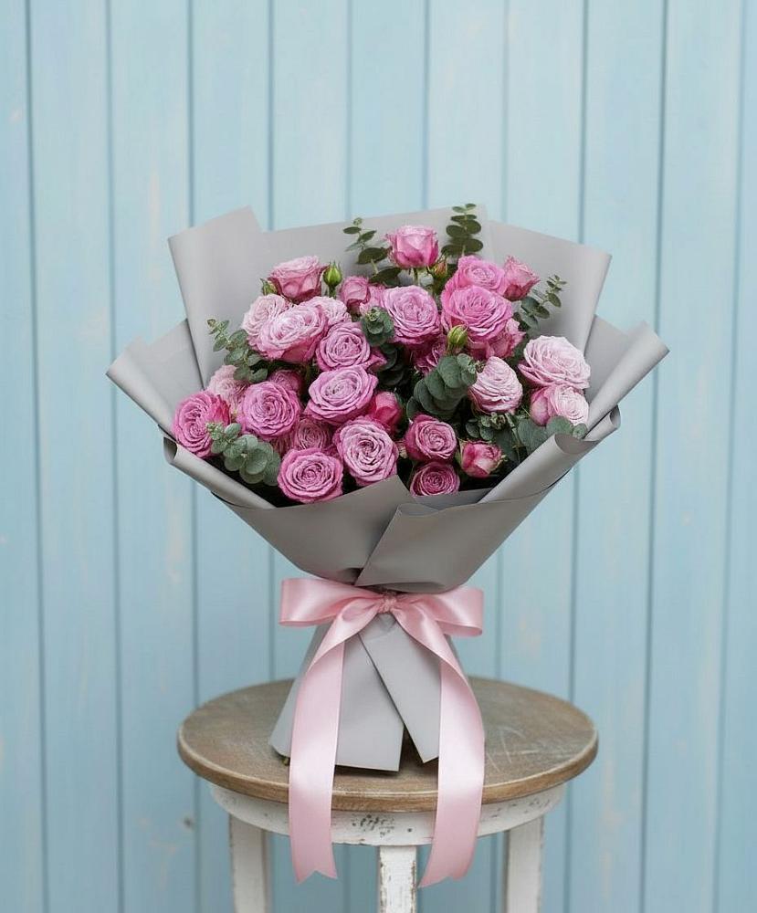 Букет цветов из: Розы в Спасском Приморского края