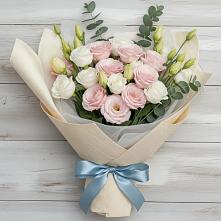 Букет цветов из:  Лизиантусы в Спасском Приморского края