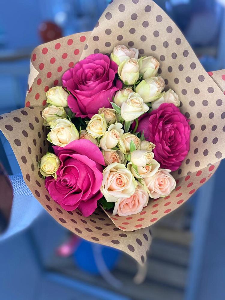 Букет цветов из: Розы в Спасском Приморского края