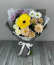 Букет цветов из:  Розы, Герберы и Хризантемы #REPLACE_PRED# Спасском Приморского края