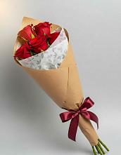 Букет цветов из:  Розы в Спасском Приморского края