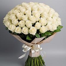 Букет 101 беля роза Белоснежка в Спасском Приморского края