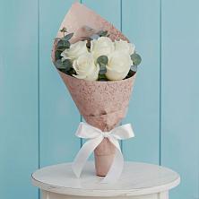 Букет цветов из:  Розы в Спасском Приморского края