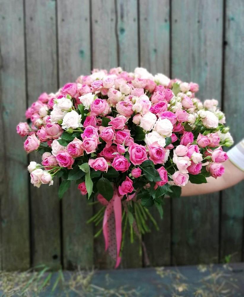 Букет Розовые кустовые розы Натали и Лав Лидия в Спасском Приморского края