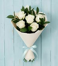 Букет цветов из:  Розы в Спасском Приморского края