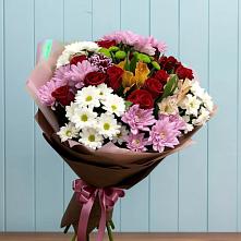 Букет цветов из:  Розы, Хризантемы и Альстромерии в Спасском Приморского края