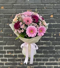 Букет цветов из:  Герберы и Хризантемы #REPLACE_PRED# Спасском Приморского края