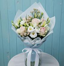 Букет цветов из:  Розы и Лизиантусы #REPLACE_PRED# Спасском Приморского края
