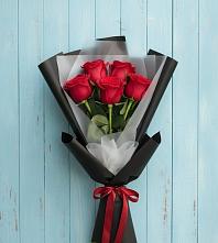 Букет цветов из:  Розы #REPLACE_PRED# Спасском Приморского края
