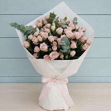 Букет цветов из:  Розы в Спасском Приморского края